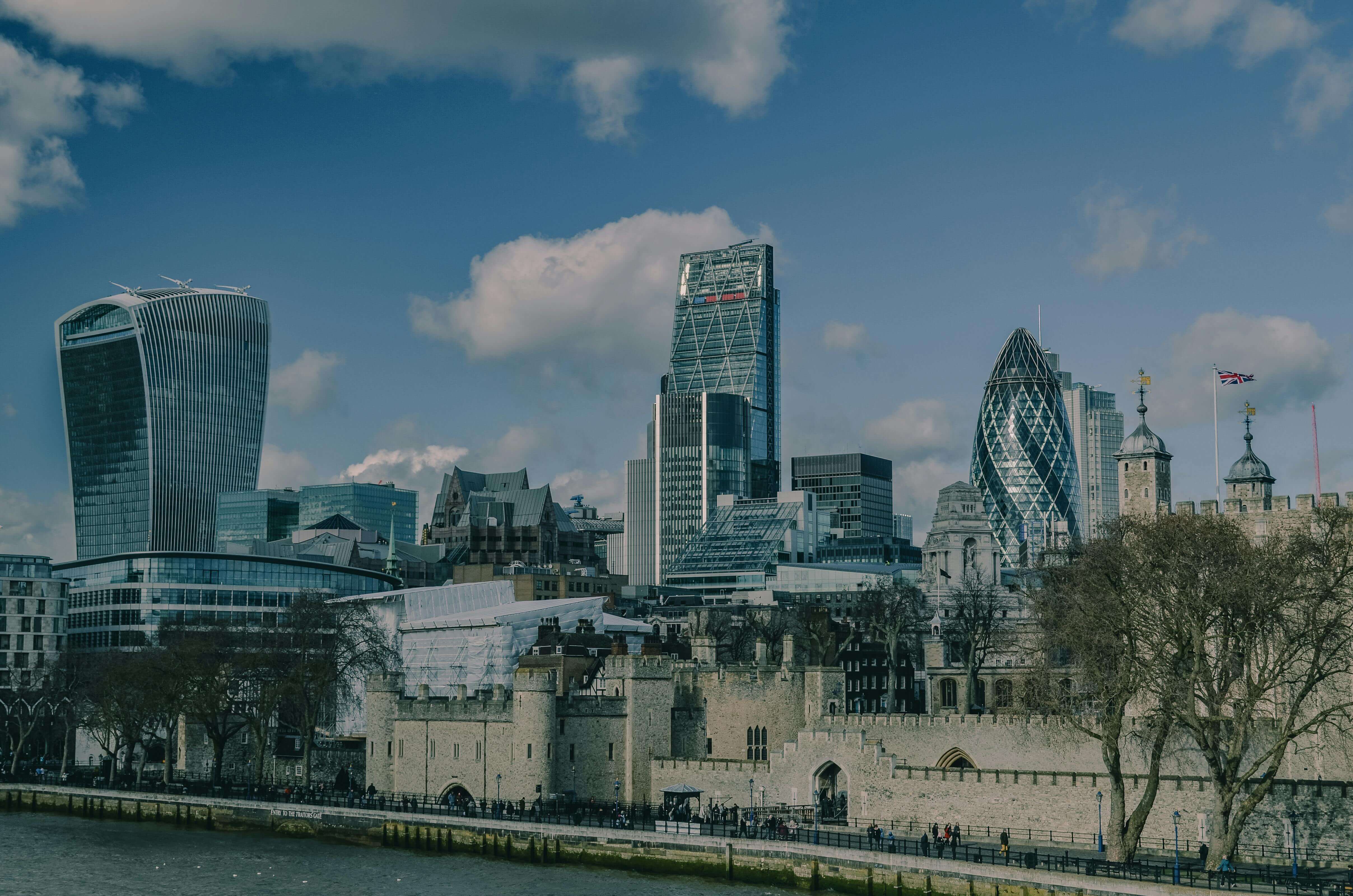 Hero background of Thames view